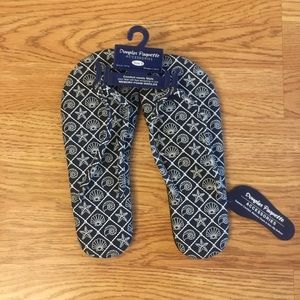 Shell print flip flops